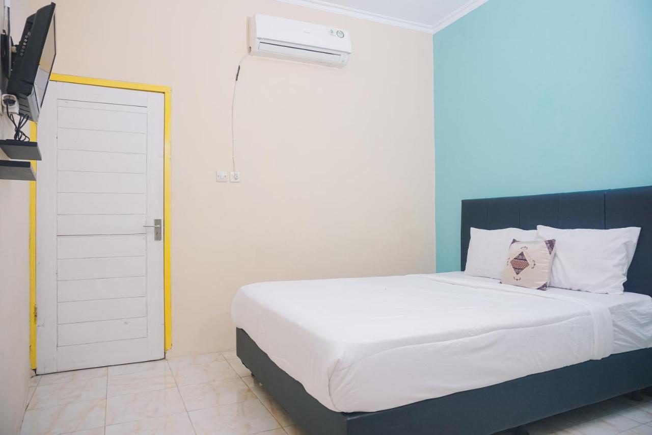 Grand Khalifah Guesthouse Sumbawa Eksteriør bilde