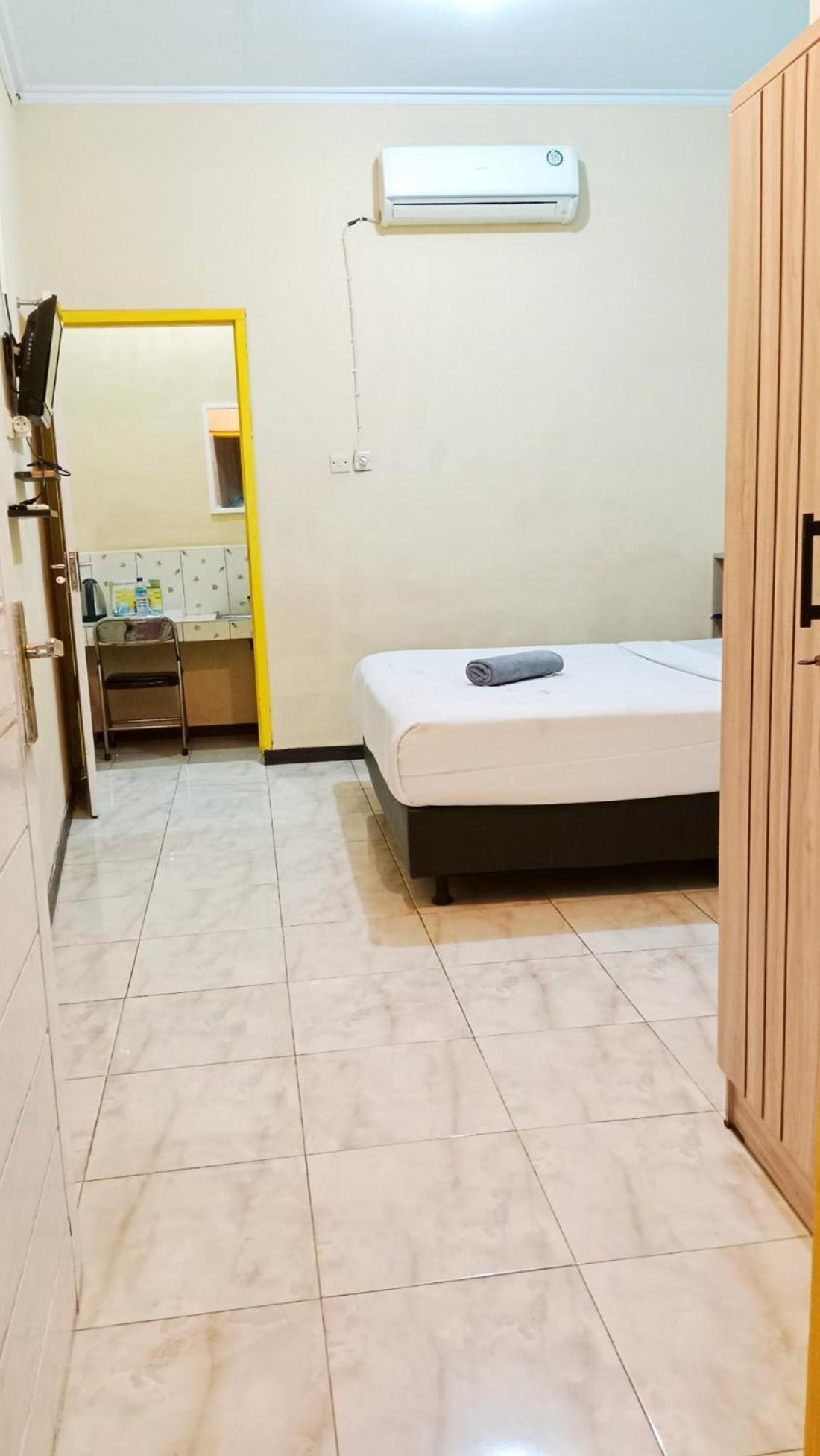 Grand Khalifah Guesthouse Sumbawa Eksteriør bilde